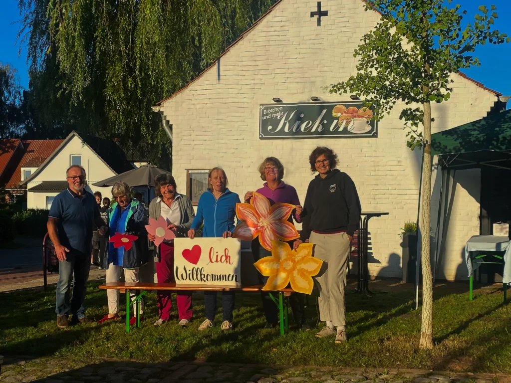 Mitglieder des Bürgervereins vor dem Kieck In.